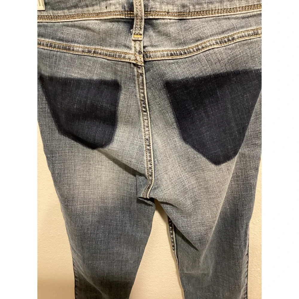 Hollister discover your